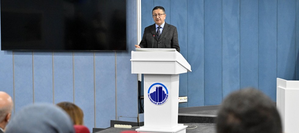 BAŞKAN TİRYAKİ BELEDİYE ÇALIŞANLARIYLA EL ELE