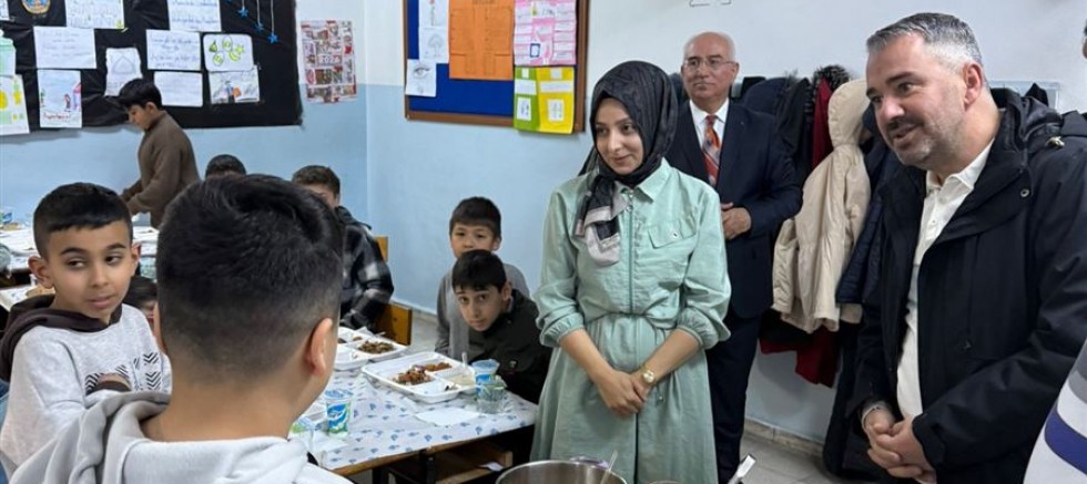 Ertuğrul Başkan Öğrencilerle İftar’da