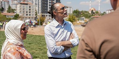 BELEDİYE BAŞKANI ERDAL BEŞİKCİOĞLU, TÜRK BEYLERİ KENT MEYDANI YANINDAKİ VE PARKLARDAKİ ÇALIŞMALARI YERİNDE İNCELEDİ