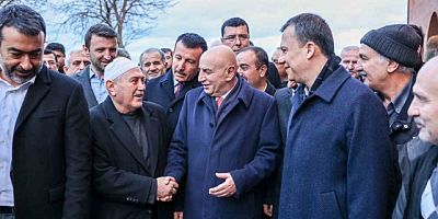 Cumhur İttifakı'nın Ankara Büyükşehir Belediye Başkan Adayı Altınok, seçim çalışmalarına Hacı Bayram-ı Veli'de başladı