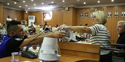 ETİMESGUT BELEDİYESİ PAZAR YERİ TAHSİSİ KURALARINI GERÇEKLEŞTİRDİ