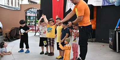 Sahnede Festival Pursaklar’da Eğlence Var